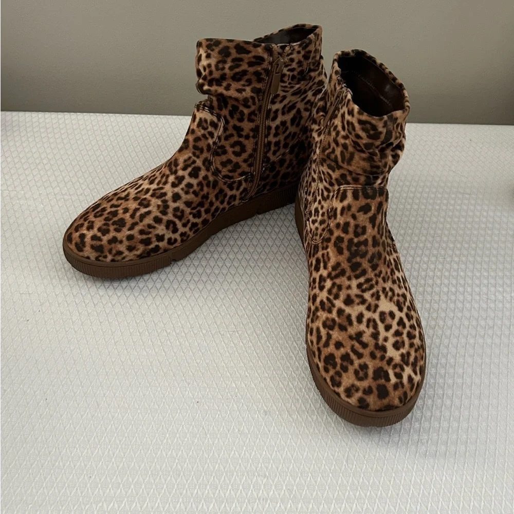 Women’s Impo Adora Ankle Bootie Size 10M - Picture 2 of 7